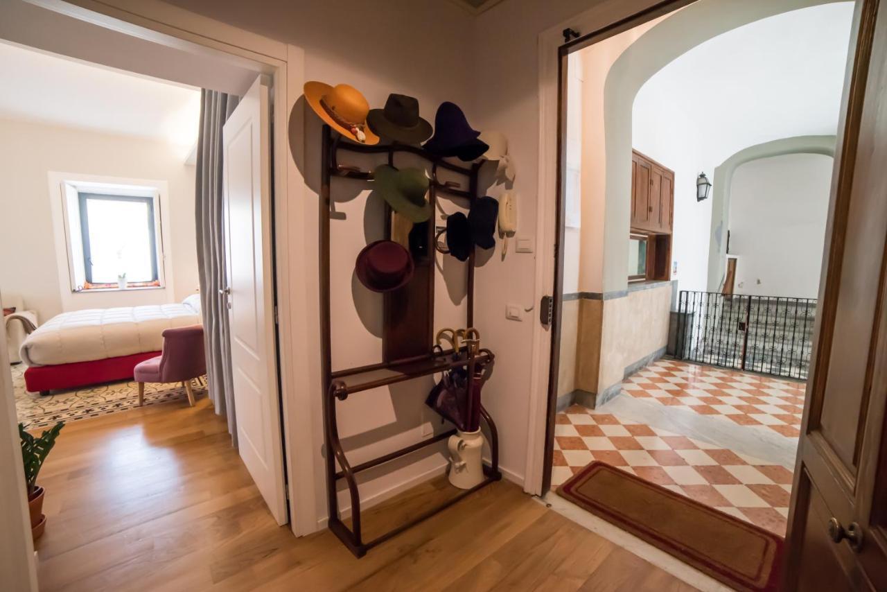 Le Rondini Della Pietrasanta Appartement Napels Buitenkant foto