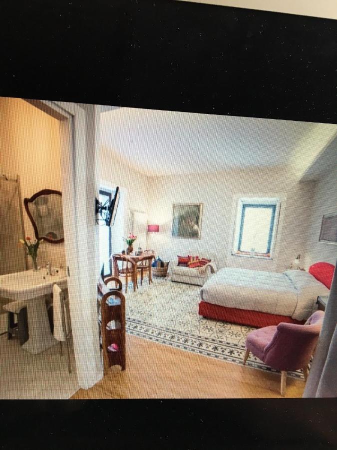 Le Rondini Della Pietrasanta Appartement Napels Buitenkant foto