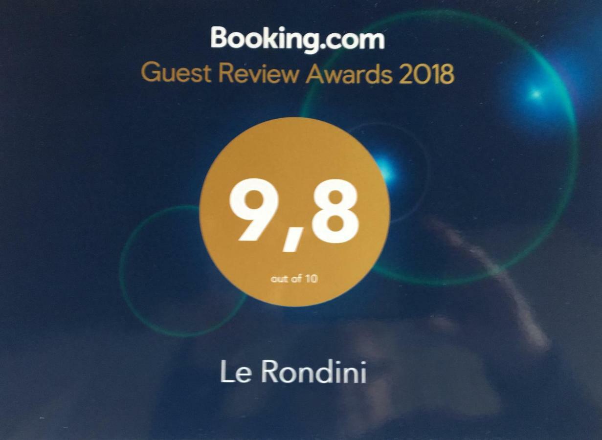 Le Rondini Della Pietrasanta Appartement Napels Buitenkant foto